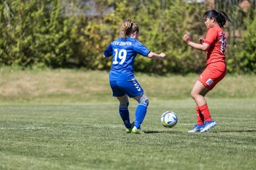 Bild 97 - F TSV Zarpen - Holstein Kiel II : Ergebnis: 2:6
